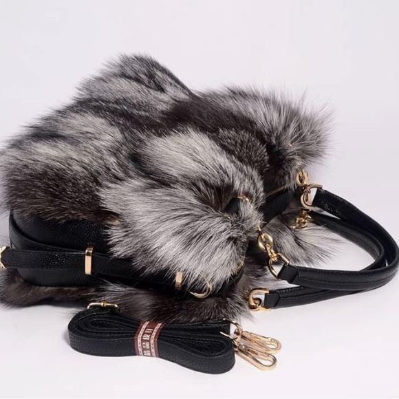 Luxury Real Fox Fur Handbag  Furry Shoulder Bag Purse Black - Picture 4 of 10